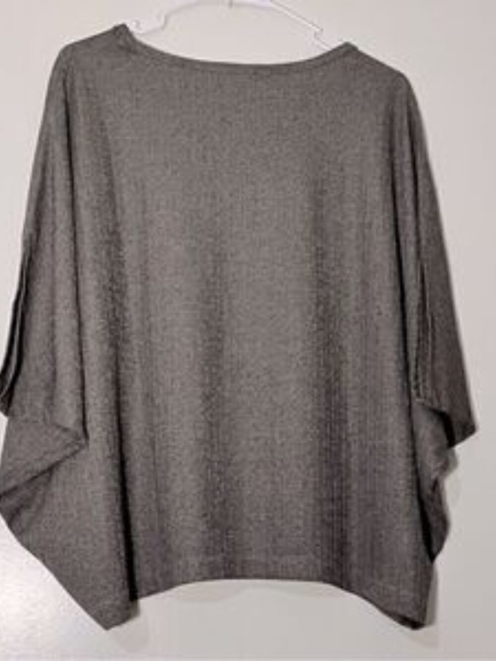 Lisa Rinna Collection Round-Neck Batwing Top - Picture 5 of 6